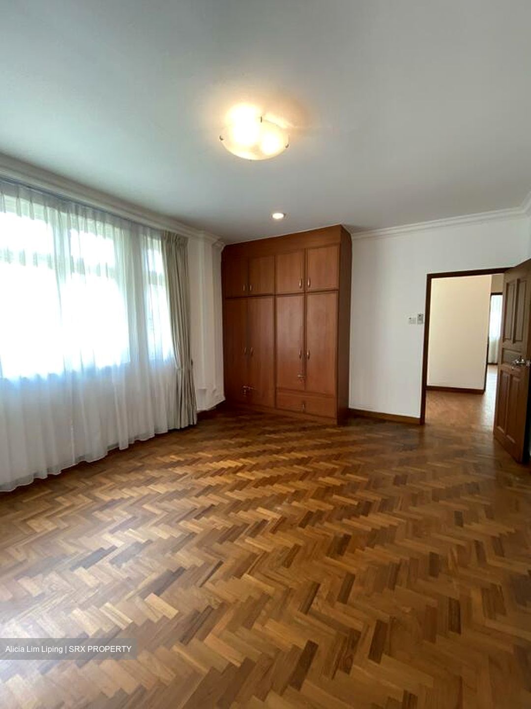 Cuscaden Walk (D10), Semi-Detached #496135031